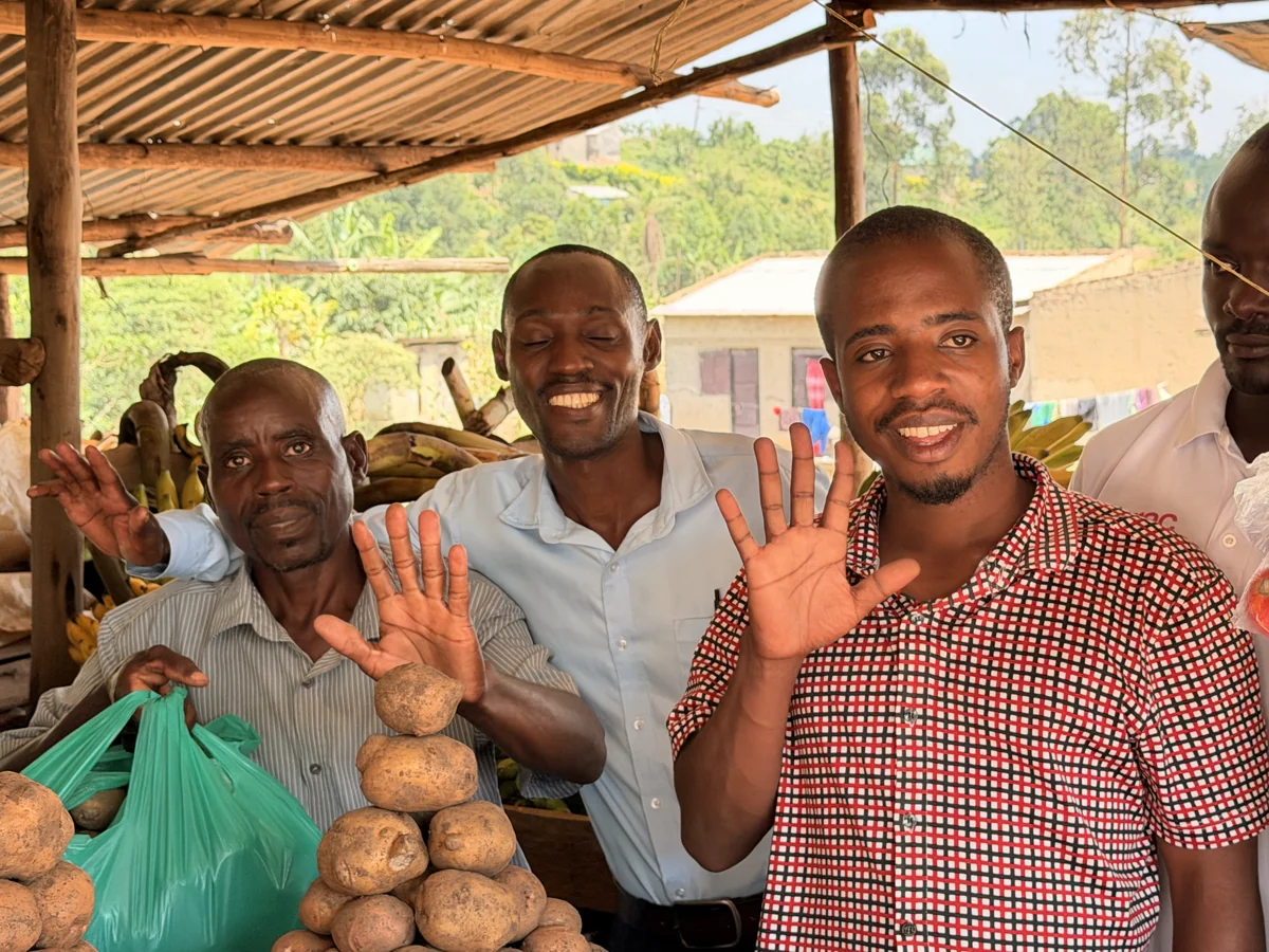 A visit to Pastor Lauben’s roadside market, January 2026.